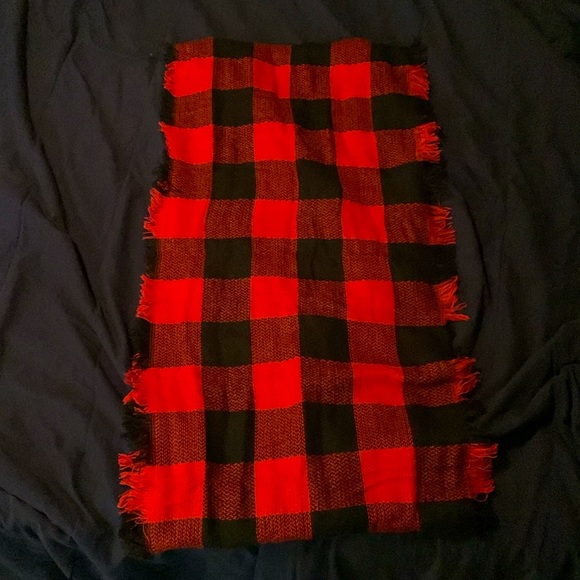 Buffalo Plaid Infinity Scarf - Picture 2 of 2